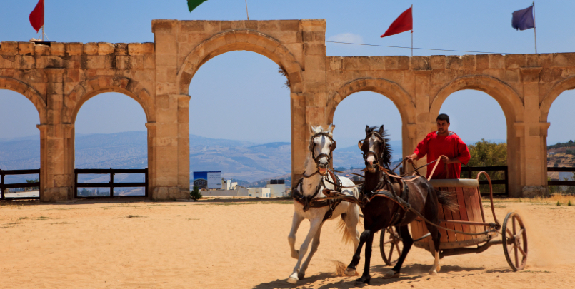 It only takes one hour to get from Amman to Jerash